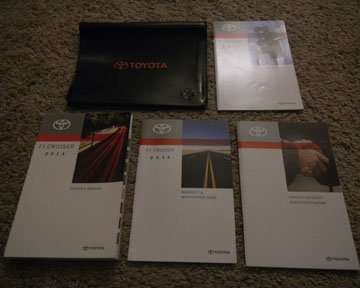 2014 Toyota FJ Cruiser Owner's Manual Set 2014 Toyota FJ Cruiser Owner's Manual Set