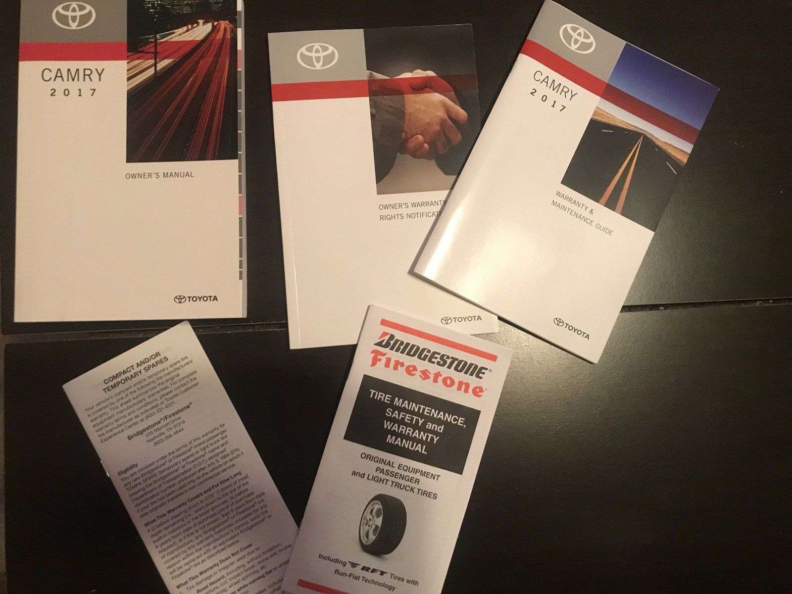 2017 Toyota Camry Owner's Manual Set 2017 Toyota Camry Owner's Manual Set